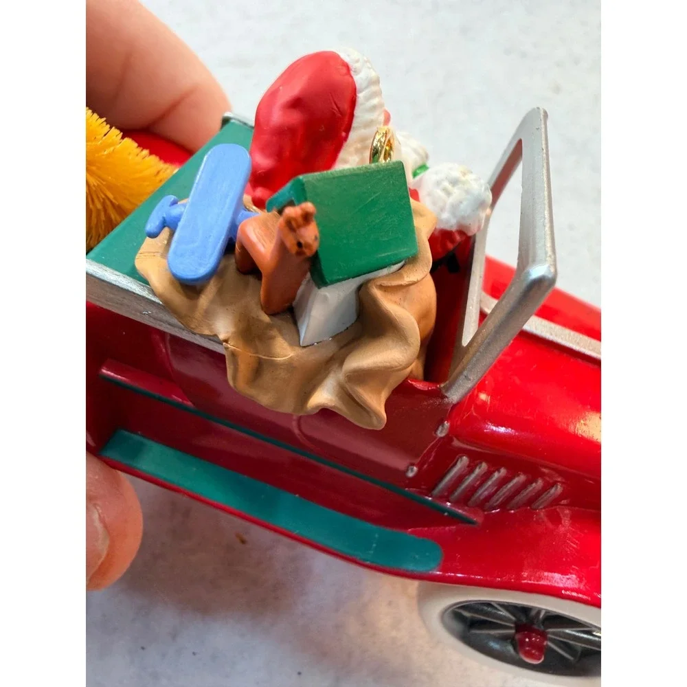 1991 Hallmark Keepsake Ornament Santas Antique Car Here Comes Santa 13th Series